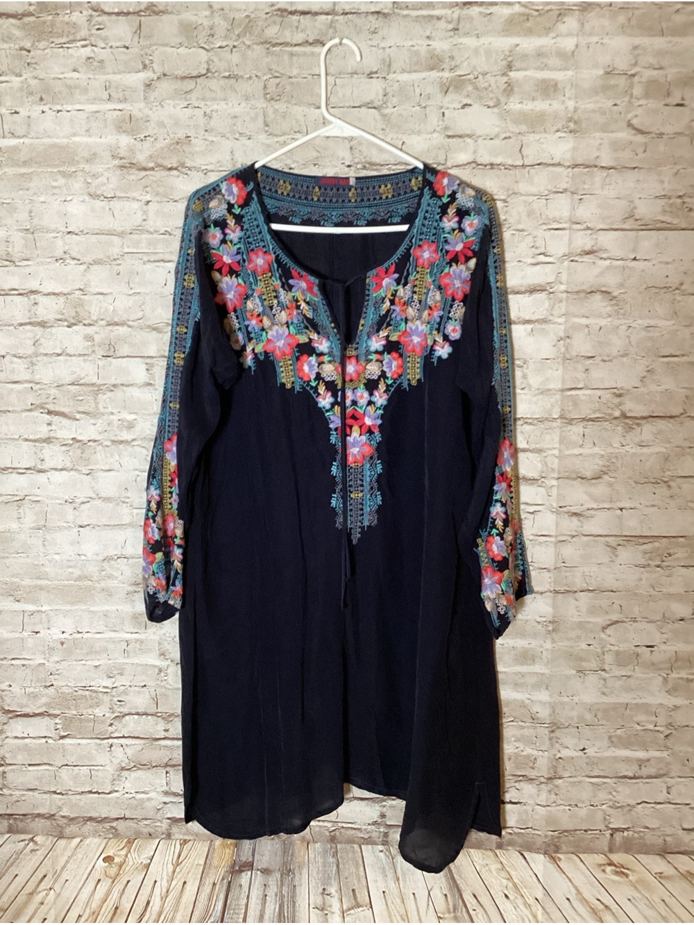 Johnny Was Tanyah Embroidered Tunic dress - Picture 5 of 7